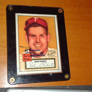 Robin Roberts Signature Mint BB Card